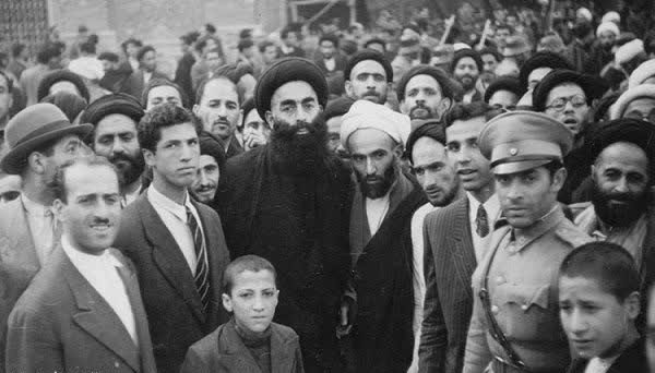 سلطانالواعظین شیرازی، شبهای پیشاور و پاسخ به شبهات