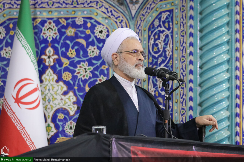 آیت الله اعرافی: در صورت حماقت دشمنان، برگهای جدیدی رو خواهیم کرد / ملتهای مسلمان به حساب حکام خائن عرب خواهند رسید